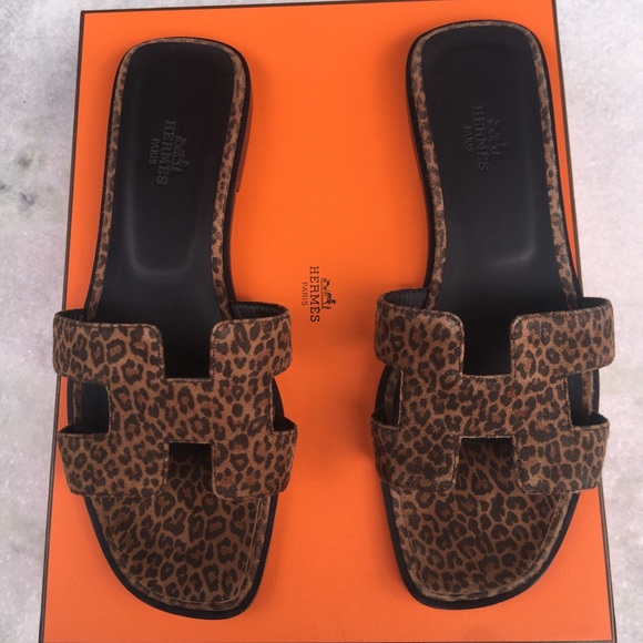 HERMÈS LEOPARD PRINT ORAN SANDAL - Picture 1 of 8